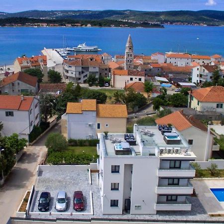 Villa Stella - Crowonder Luxury Rent Турань Экстерьер фото