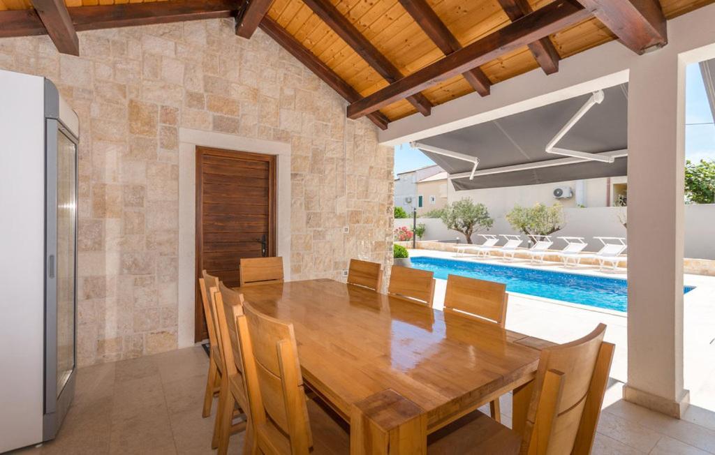 Villa Stella - Crowonder Luxury Rent Турань Экстерьер фото