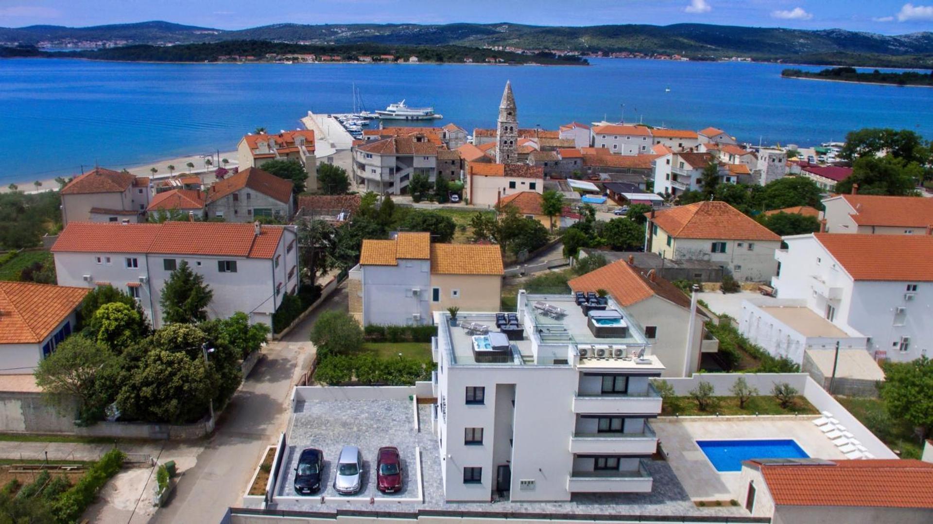 Villa Stella - Crowonder Luxury Rent Турань Экстерьер фото