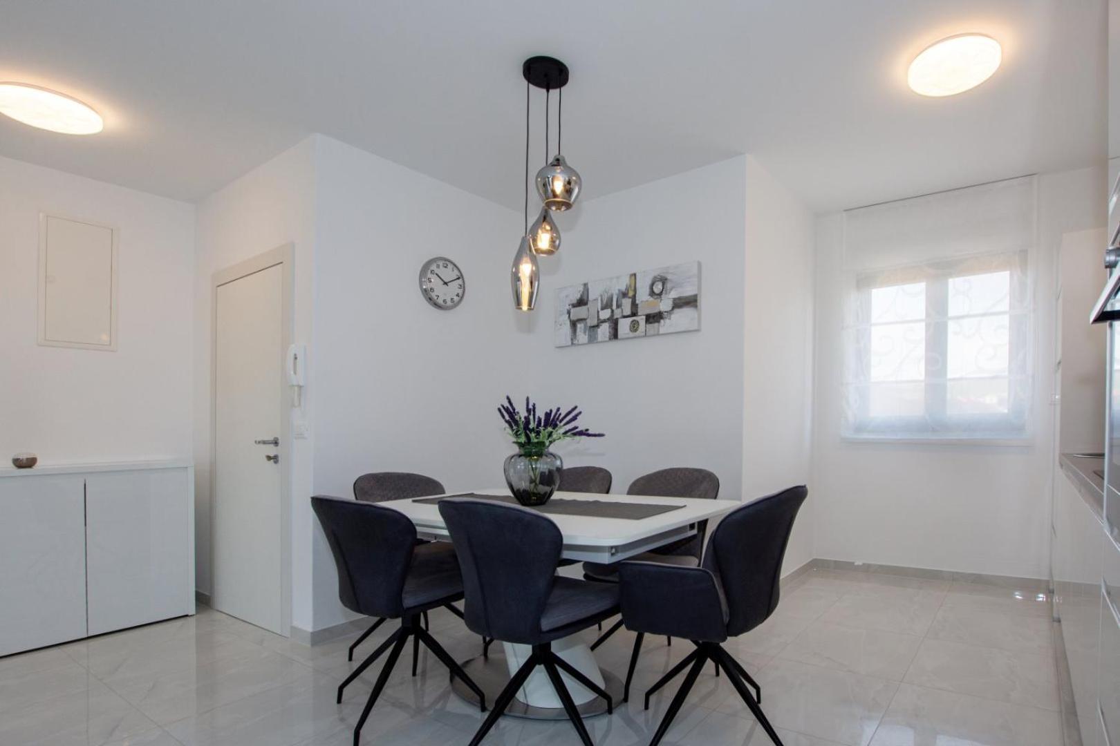 Villa Stella - Crowonder Luxury Rent Турань Экстерьер фото